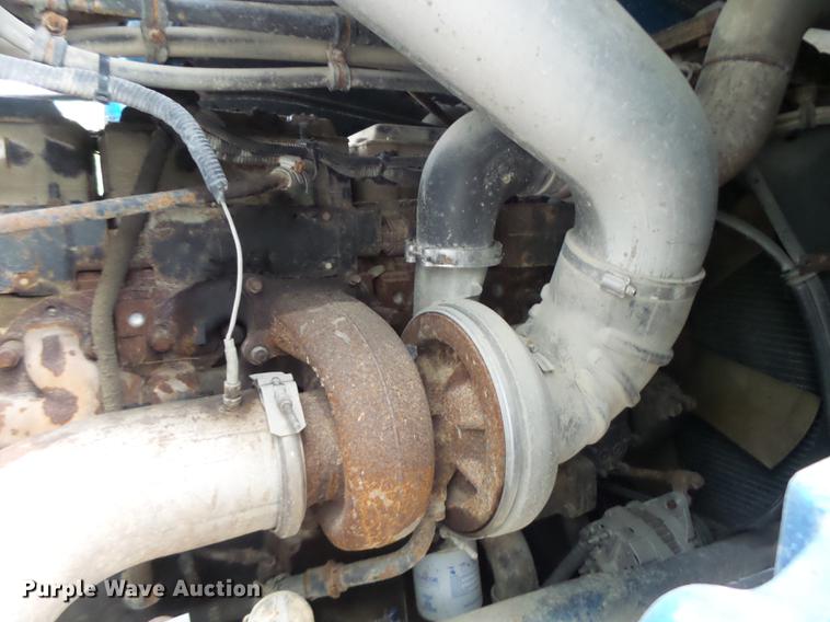 image for item DB9982 1995 Freightliner FLD tank truck