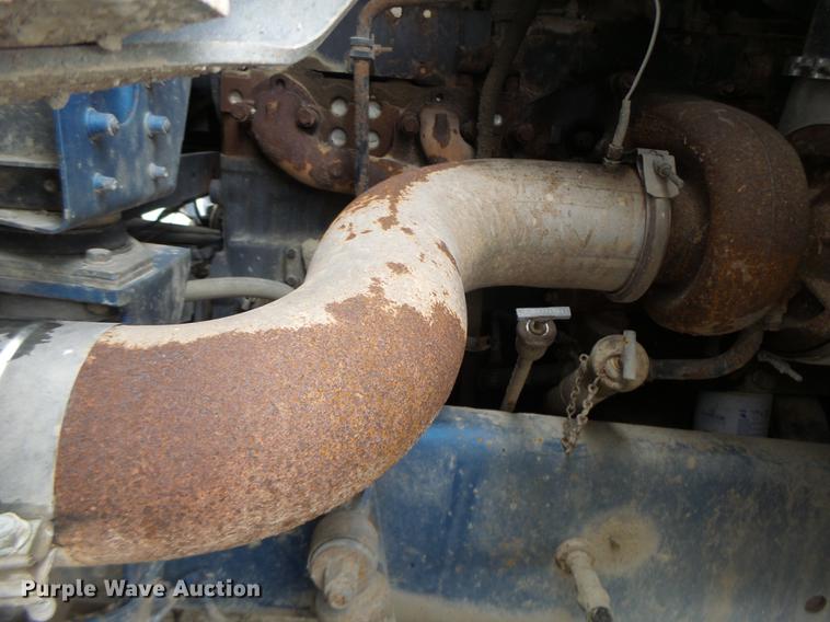 image for item DB9982 1995 Freightliner FLD tank truck