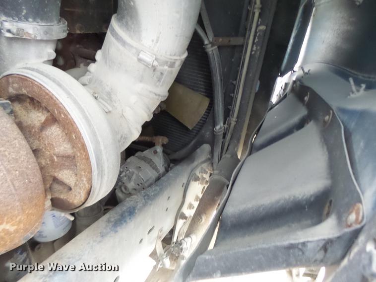 image for item DB9982 1995 Freightliner FLD tank truck