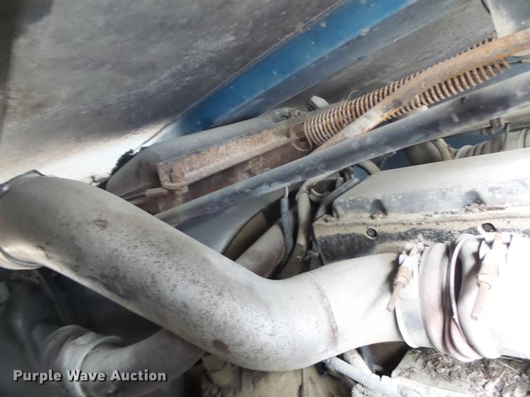 image for item DB9982 1995 Freightliner FLD tank truck