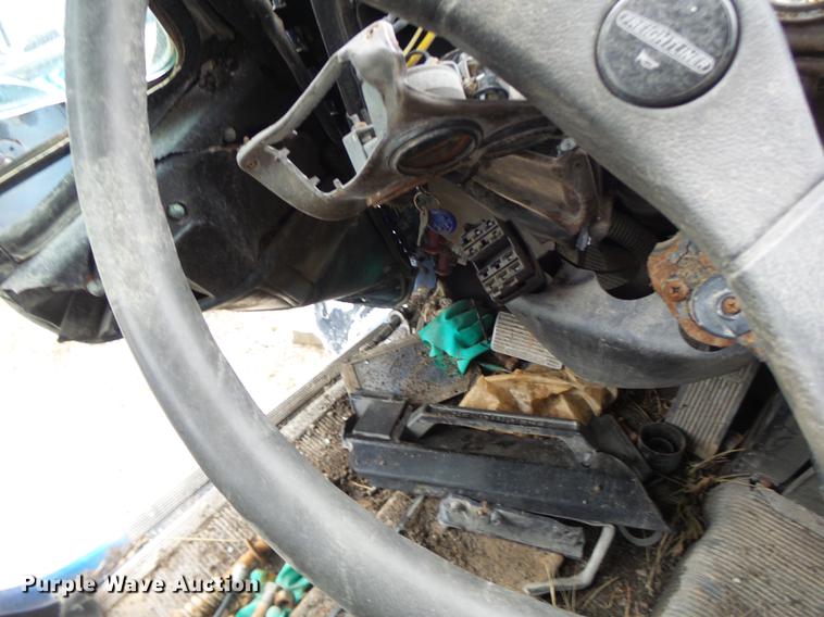 image for item DB9982 1995 Freightliner FLD tank truck