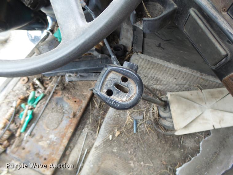 image for item DB9982 1995 Freightliner FLD tank truck