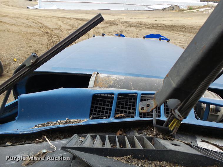 image for item DB9982 1995 Freightliner FLD tank truck