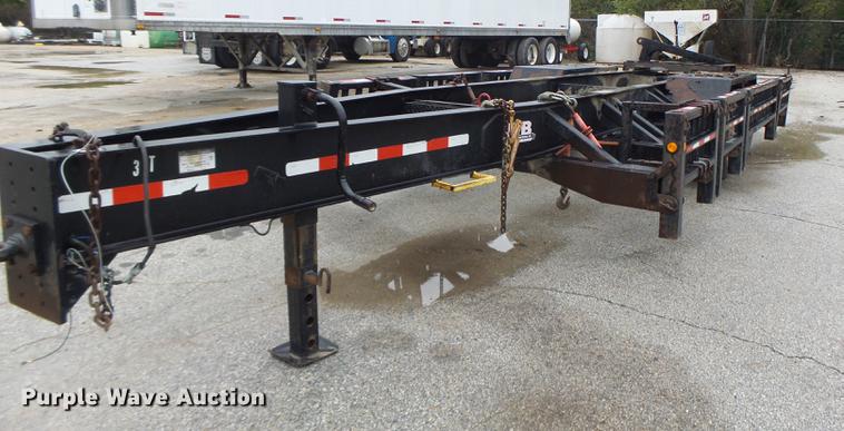 image for item DB9990 2004 Behnke sprayer trailer