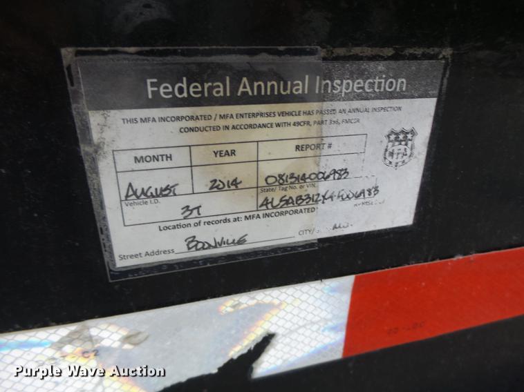 image for item DB9990 2004 Behnke sprayer trailer