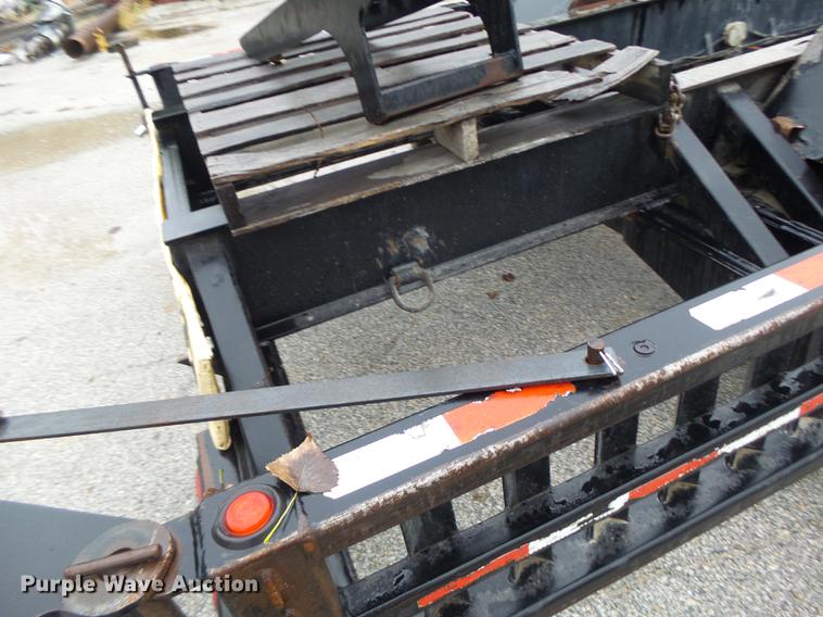 image for item DB9990 2004 Behnke sprayer trailer