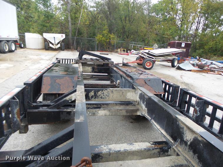 image for item DB9990 2004 Behnke sprayer trailer