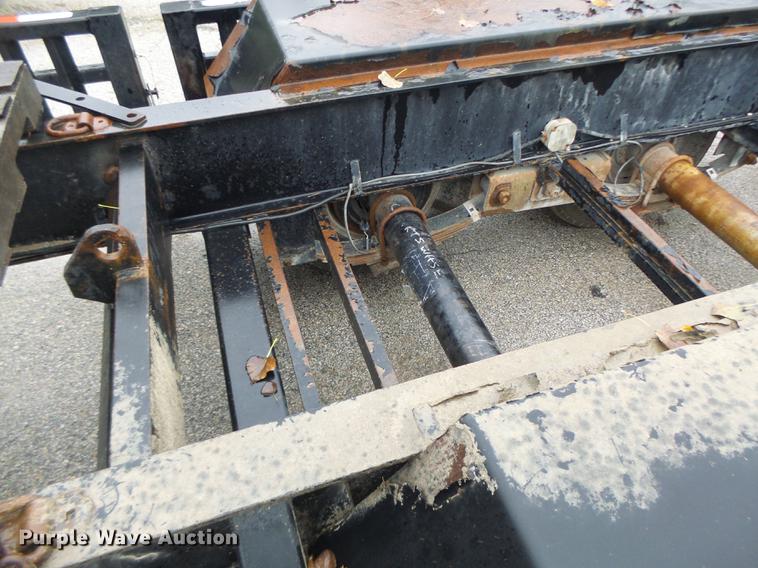 image for item DB9990 2004 Behnke sprayer trailer