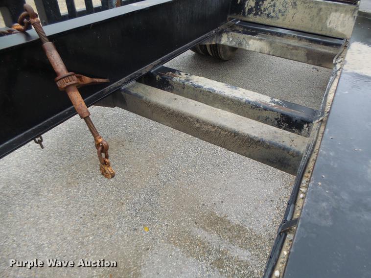 image for item DB9990 2004 Behnke sprayer trailer