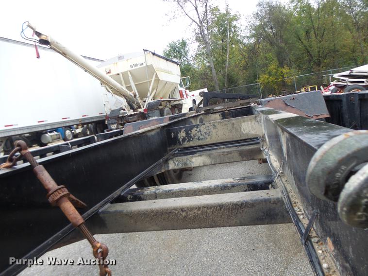 image for item DB9990 2004 Behnke sprayer trailer