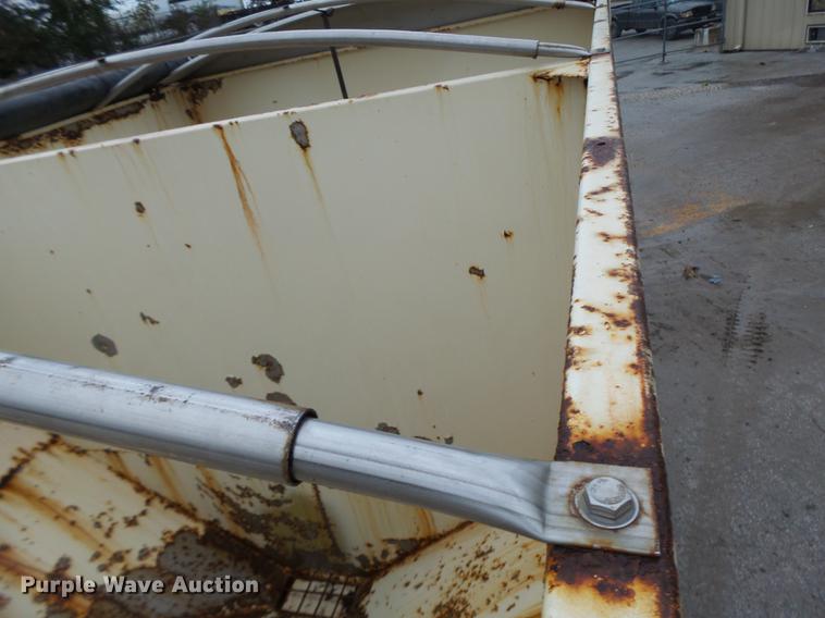 image for item DB9991 1993 Ford L8000 fertilizer tender truck