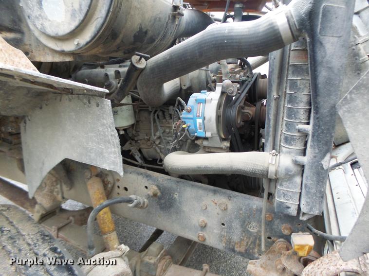 image for item DB9991 1993 Ford L8000 fertilizer tender truck