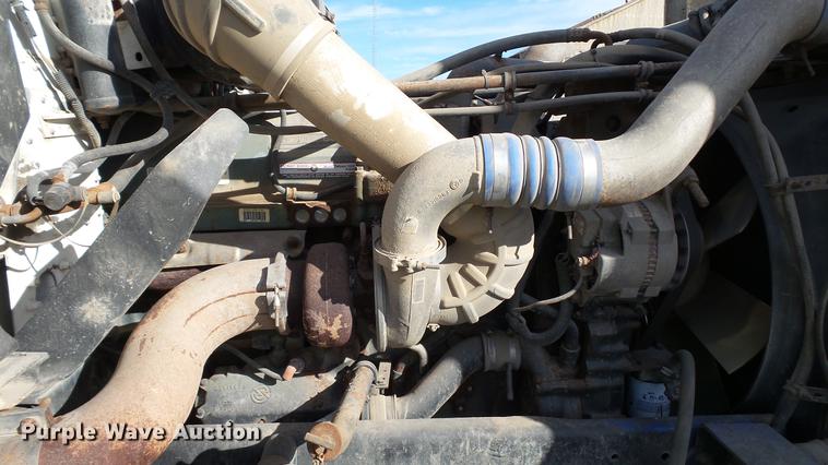 image for item DC1007 1997 Freightliner FLD tender truck