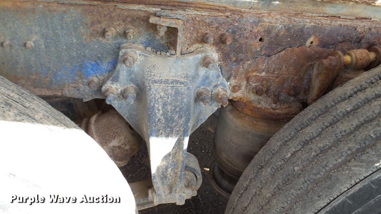 image for item DC1007 1997 Freightliner FLD tender truck