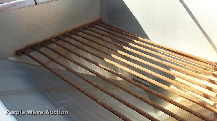 image for item DC1007 1997 Freightliner FLD tender truck