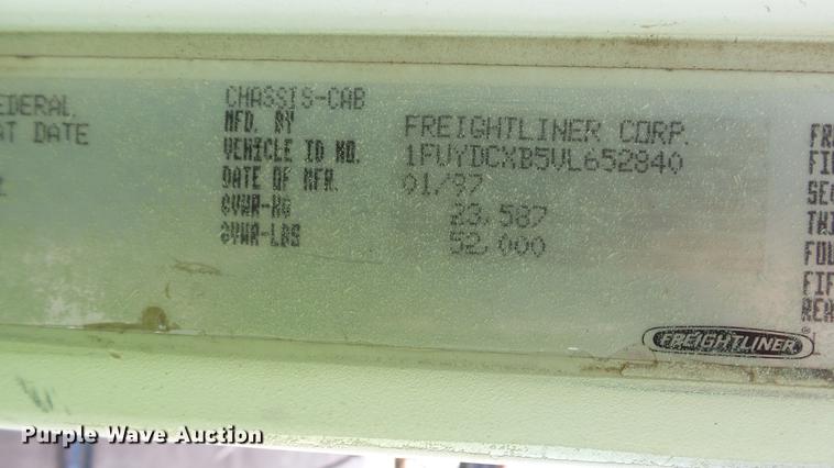 image for item DC1007 1997 Freightliner FLD tender truck