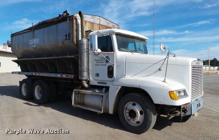 image for item DC1009 1996 Freightliner FLD tender truck