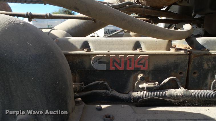 image for item DC1009 1996 Freightliner FLD tender truck