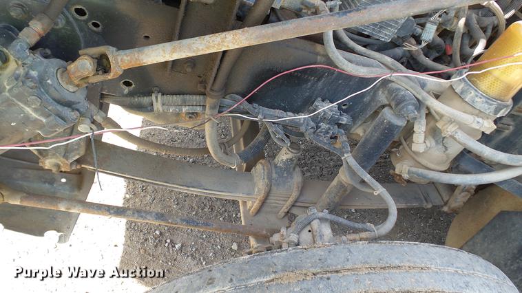 image for item DC1009 1996 Freightliner FLD tender truck