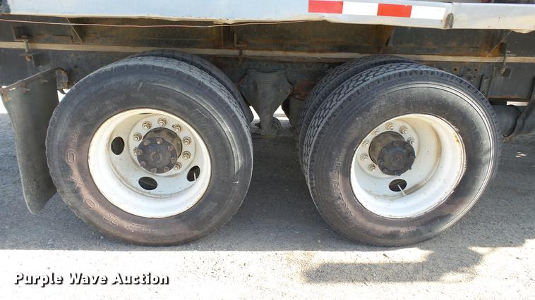 image for item DC1009 1996 Freightliner FLD tender truck