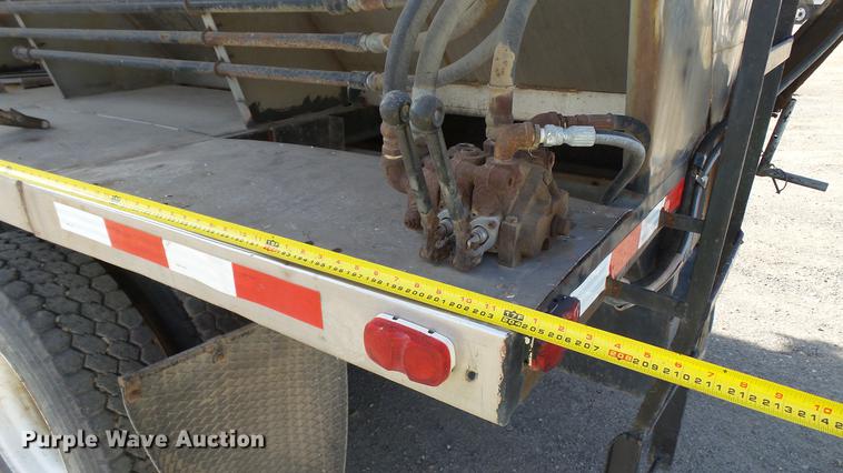 image for item DC1009 1996 Freightliner FLD tender truck