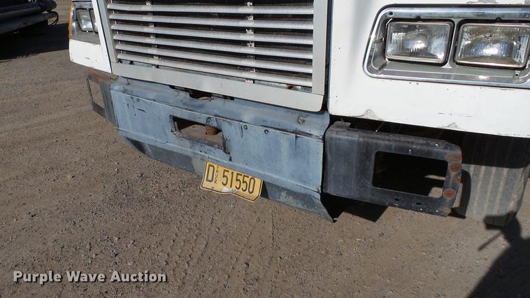 image for item DC1009 1996 Freightliner FLD tender truck