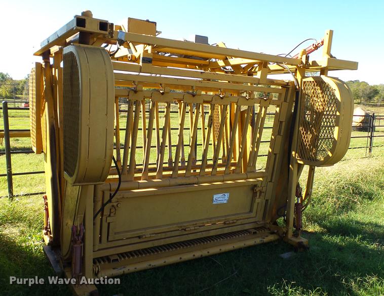 image for item DC1016 Circular Alleys squeeze chute