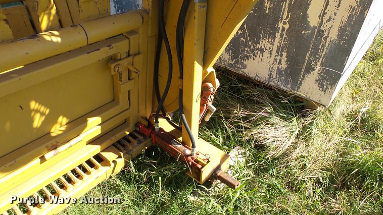 image for item DC1016 Circular Alleys squeeze chute