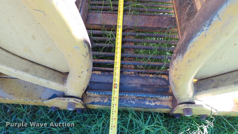 image for item DC1016 Circular Alleys squeeze chute