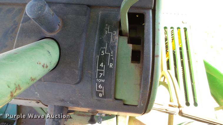 image for item DC1017 1972 John Deere 4000 tractor