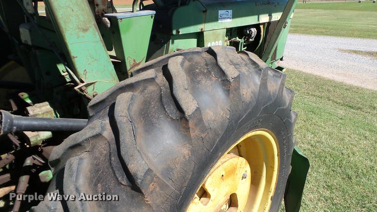image for item DC1017 1972 John Deere 4000 tractor