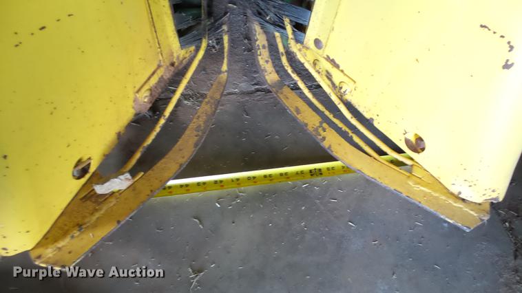 image for item DC1017 1972 John Deere 4000 tractor