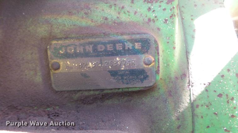 image for item DC1017 1972 John Deere 4000 tractor