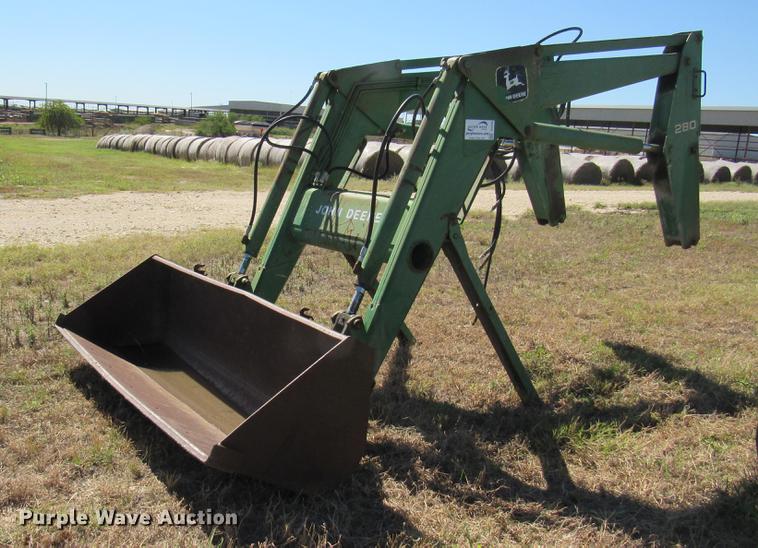 image for item DC2244 John Deere 280 loader