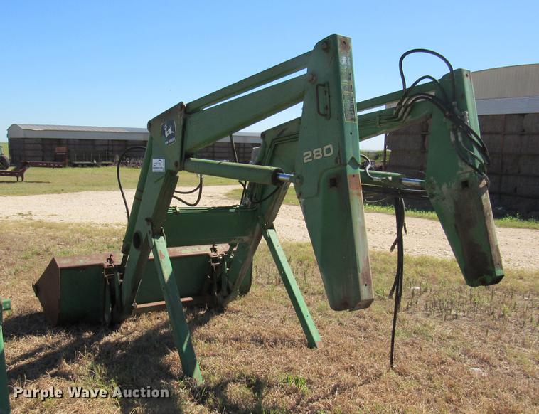 image for item DC2244 John Deere 280 loader