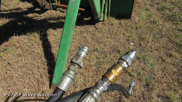 image for item DC2244 John Deere 280 loader