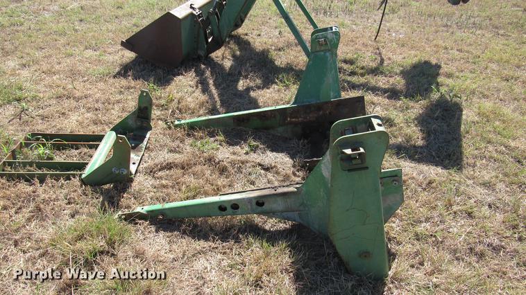 image for item DC2244 John Deere 280 loader