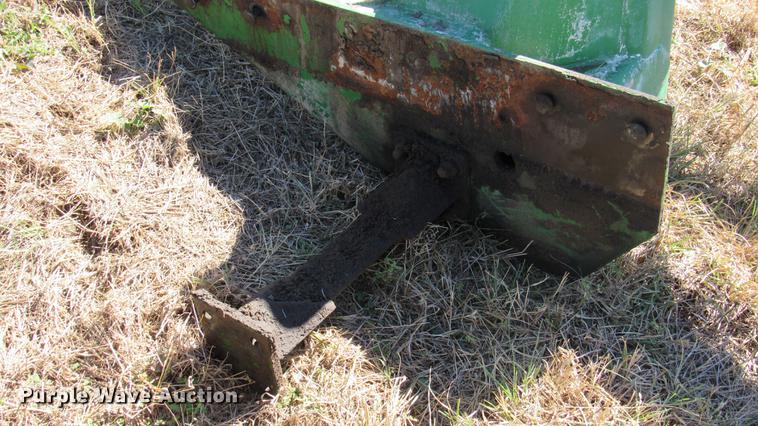 image for item DC2244 John Deere 280 loader