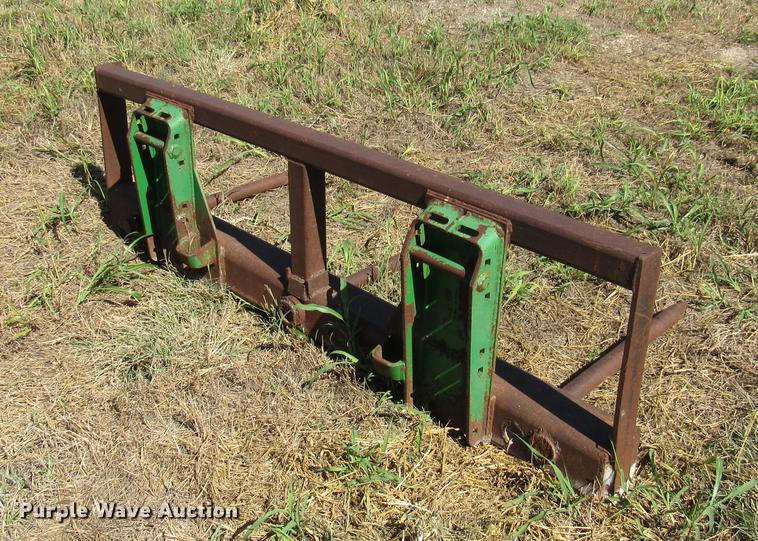 image for item DC2244 John Deere 280 loader