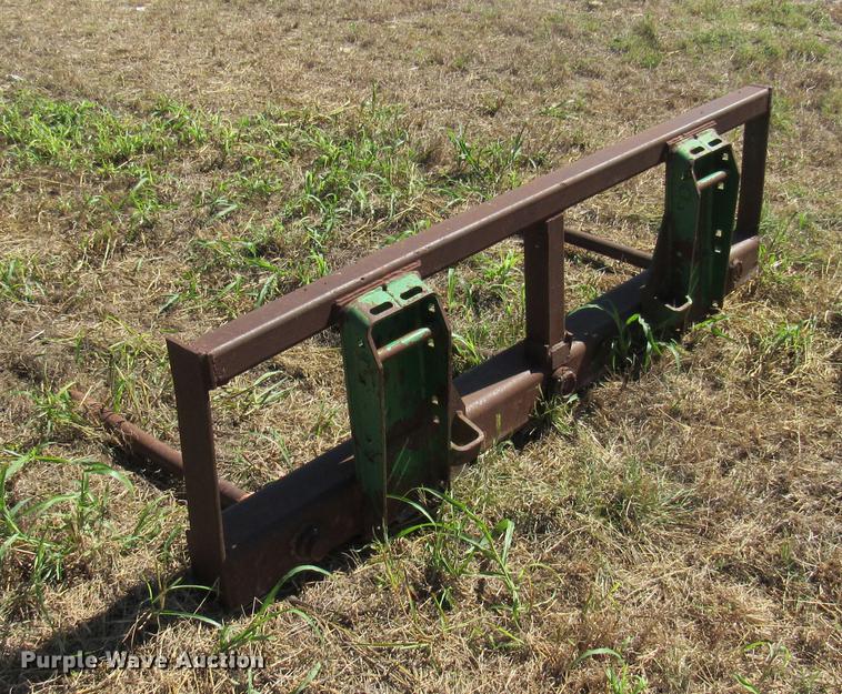 image for item DC2244 John Deere 280 loader