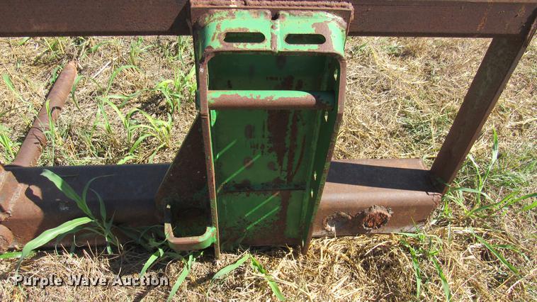 image for item DC2244 John Deere 280 loader
