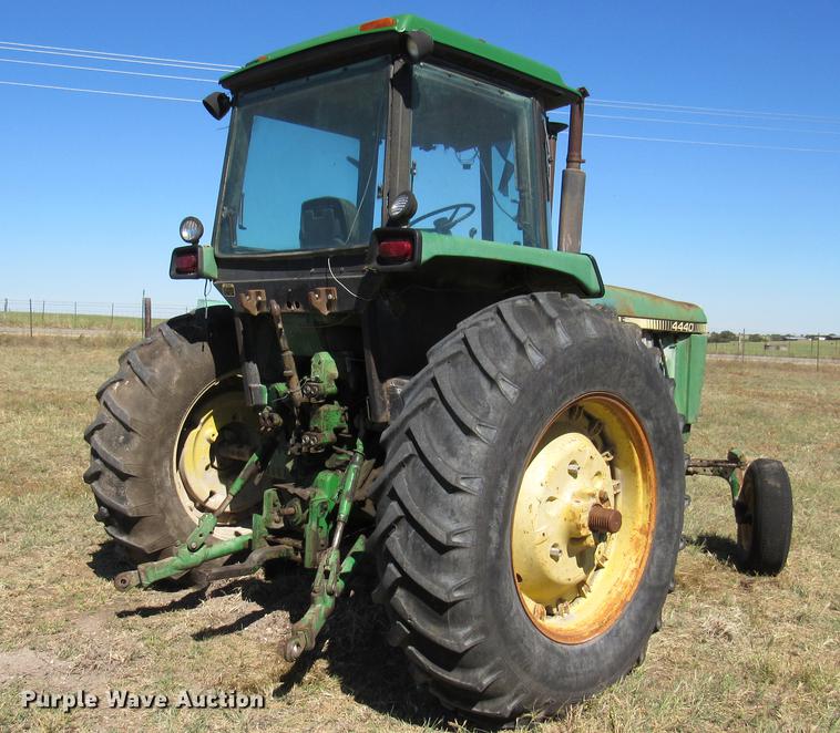 image for item DC2245 1982 John Deere 4440 tractor