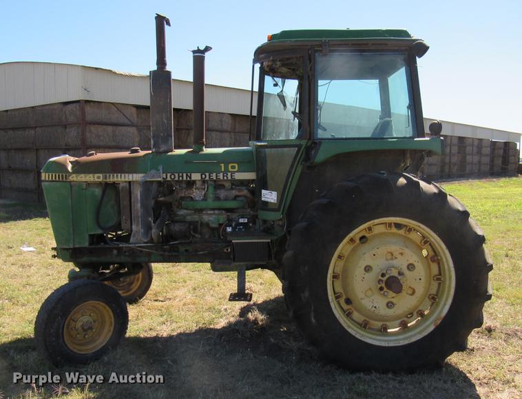 image for item DC2245 1982 John Deere 4440 tractor