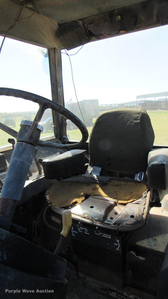 image for item DC2245 1982 John Deere 4440 tractor