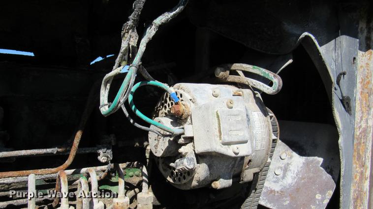 image for item DC2245 1982 John Deere 4440 tractor