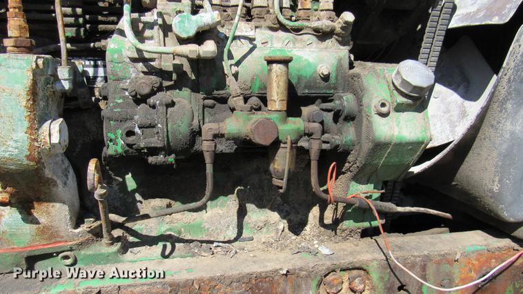 image for item DC2245 1982 John Deere 4440 tractor