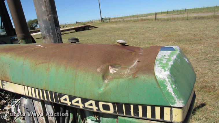 image for item DC2245 1982 John Deere 4440 tractor
