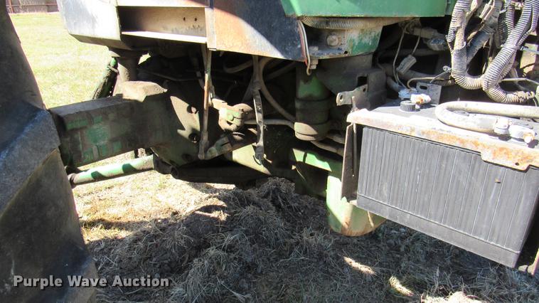 image for item DC2245 1982 John Deere 4440 tractor