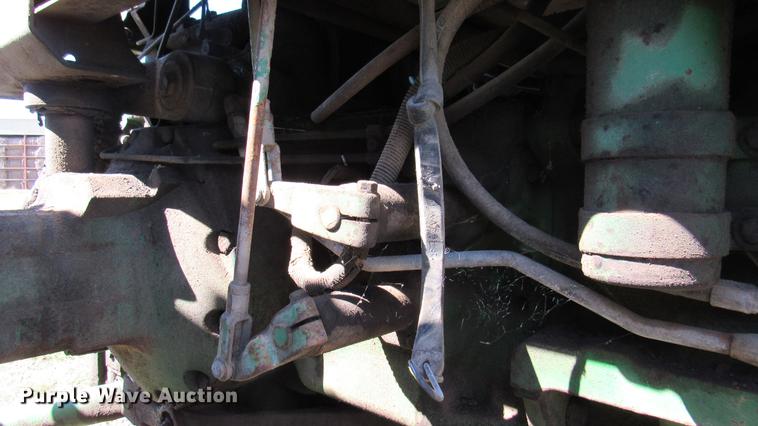 image for item DC2245 1982 John Deere 4440 tractor