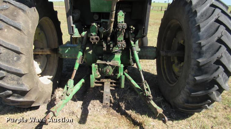 image for item DC2245 1982 John Deere 4440 tractor